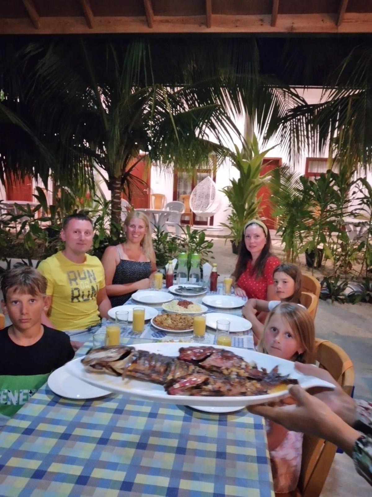 Sunrise Inn Thoddoo Kültér fotó